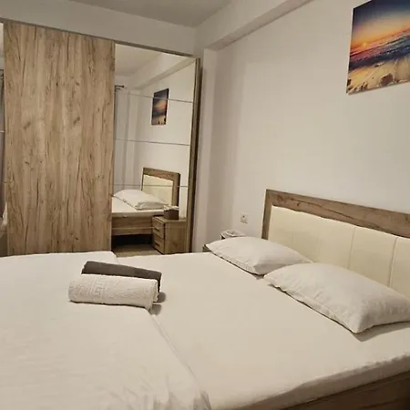 Summer Breeze Parcare Privata La 2 Minute De Plaja Apartment 3*