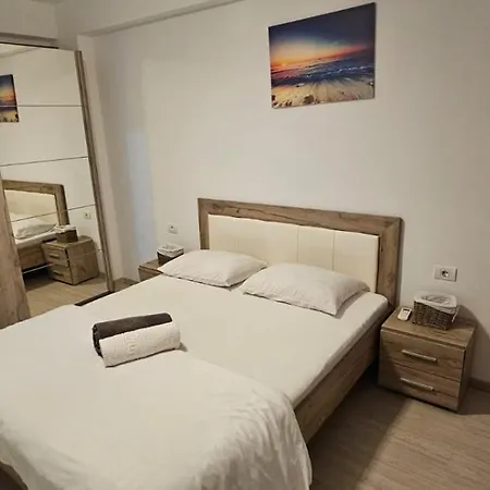 Summer Breeze Parcare Privata La 2 Minute De Plaja 3*