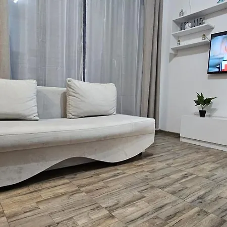 Apartment Summer Breeze Parcare Privata La 2 Minute De Plaja Navodari