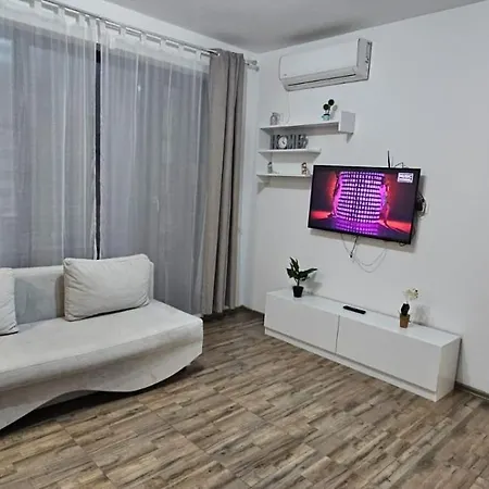 Summer Breeze Parcare Privata La 2 Minute De Plaja 3*